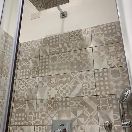Bed No Breakfast Ak בית הארחה