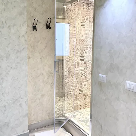 Bed No Breakfast Ak 3*