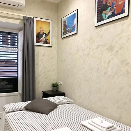 Konukevi Bed No Breakfast Ak Napoli