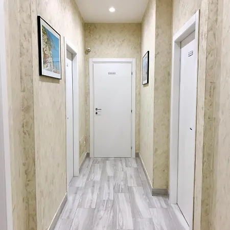 Bed No Breakfast Ak 3* Neapol